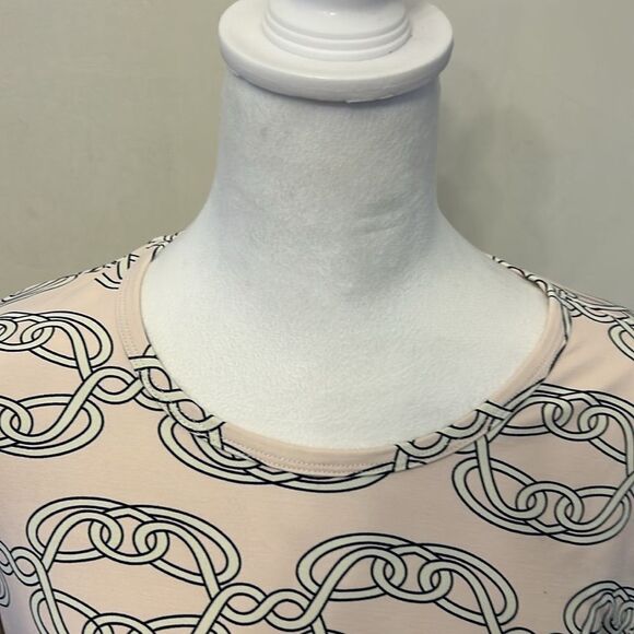 J. McLaughlin pale pink chain link design 3/4 length sleeve blouse Size L EUC - Picture 3 of 10